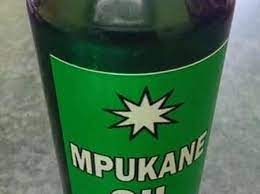 umsebenzi we mpukane oil