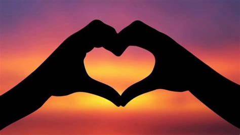amber-love-magnet-love-spell